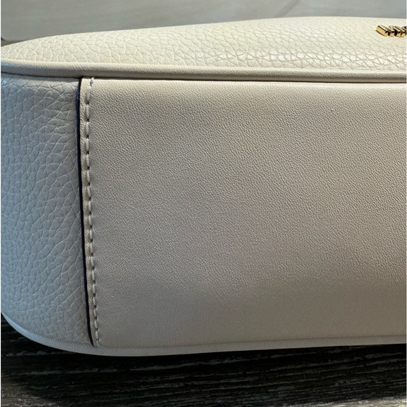 NWT MICHAEL KORS LUCINDA HANDBAG - Picture 14 of 17